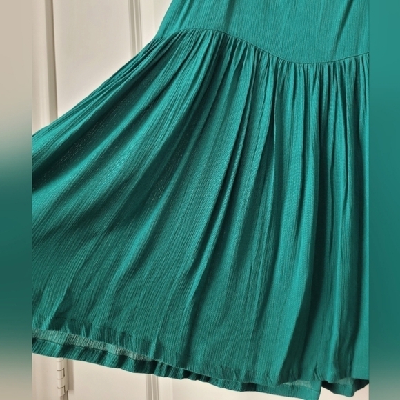 NWT Haitus Gauze Lightweight Tie Shoulder Dress Green Small - Picture 5 of 8